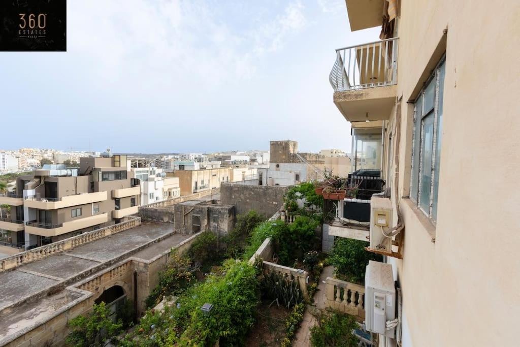 Modern 2Br Apt In The Quaint Village Of Marsaskala & Ac By 360 Estates Bagian luar foto